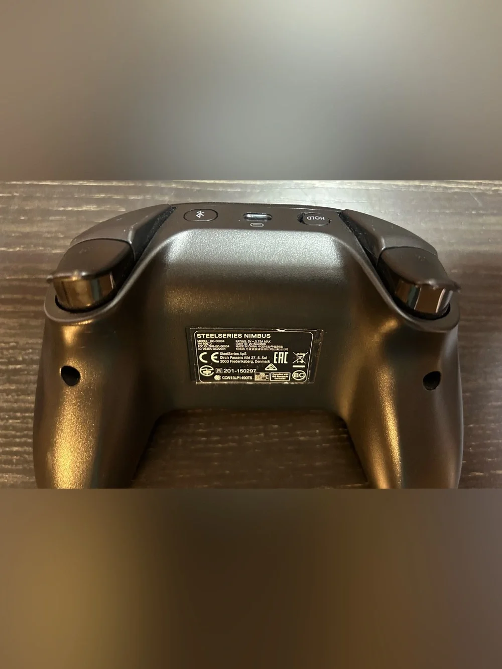 SteelSeries Nimbus Gaming Controller GC-00004 for Apple TV/iPhone/iPad/Mac